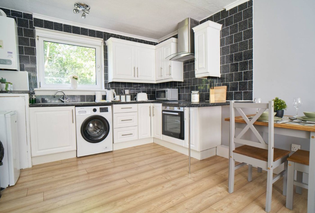 Additional image 6 of 1 Bed Flat, Rotherwood Avenue, G13, N1 7GU