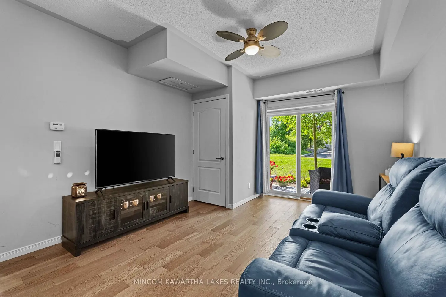 Additional image 11 of 910 Wentworth Street 105