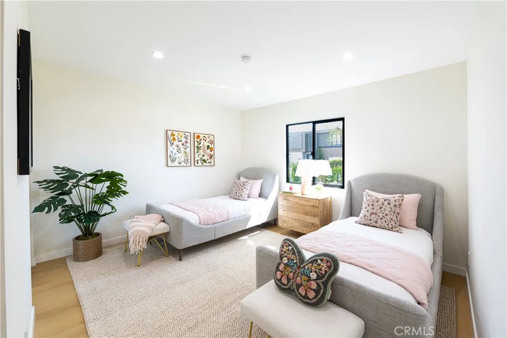 Additional image 70 of 17469 Bullock Street, Encino, CA 91316