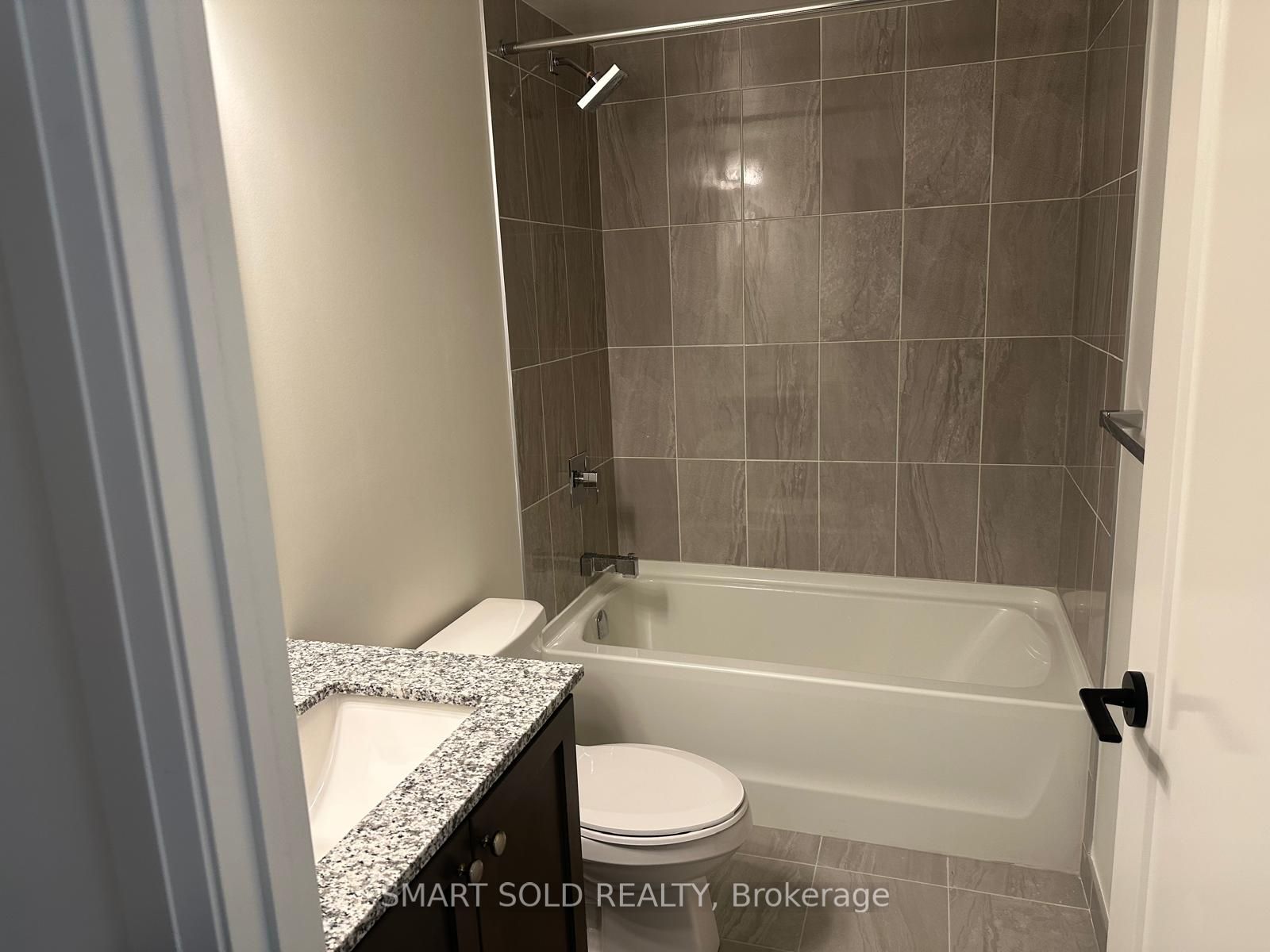 Additional image 6 of 202-1415 Dundas Street E, Oakville, ON, L6H 7V8