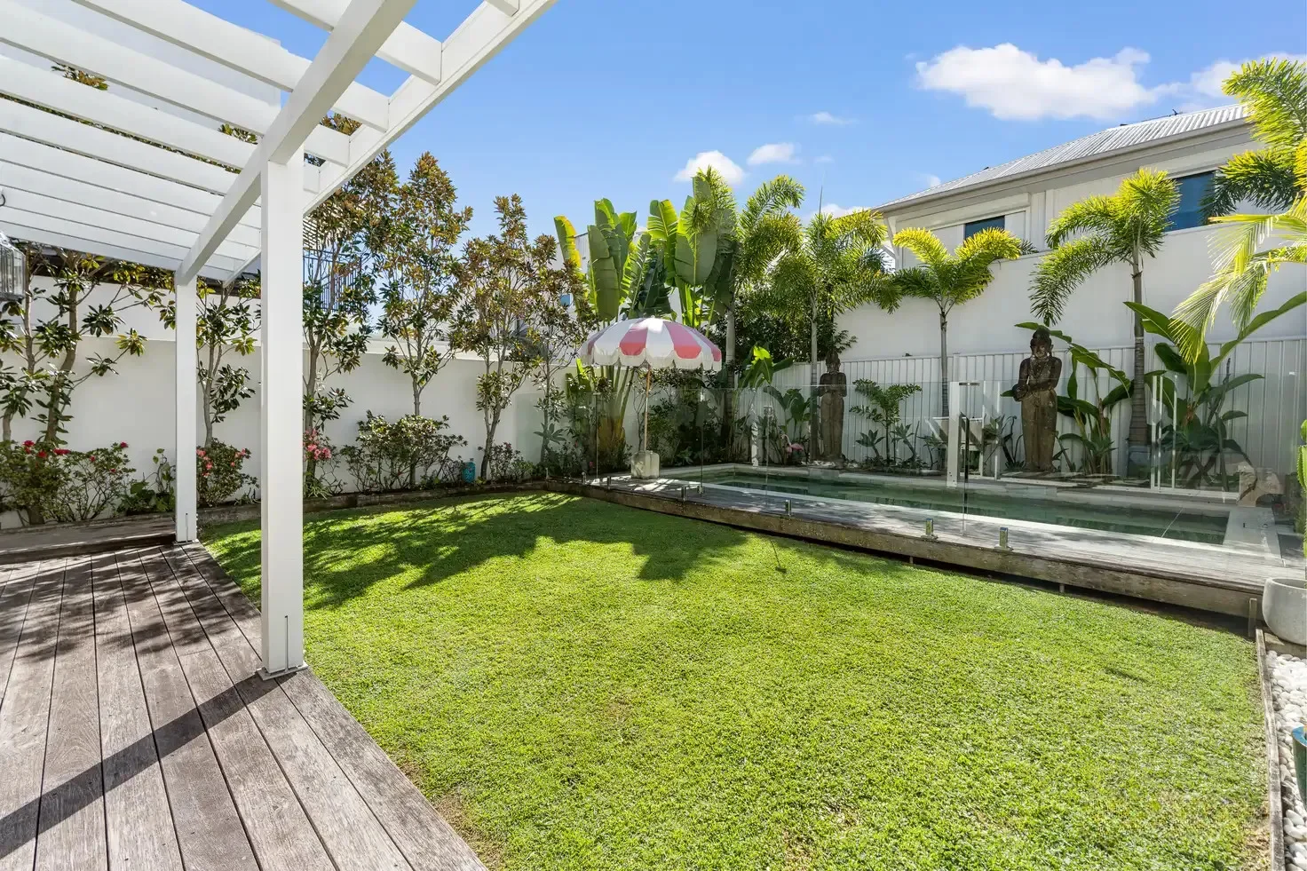 Additional image 11 of 1/33 Peak Avenue, Main Beach QLD 4217