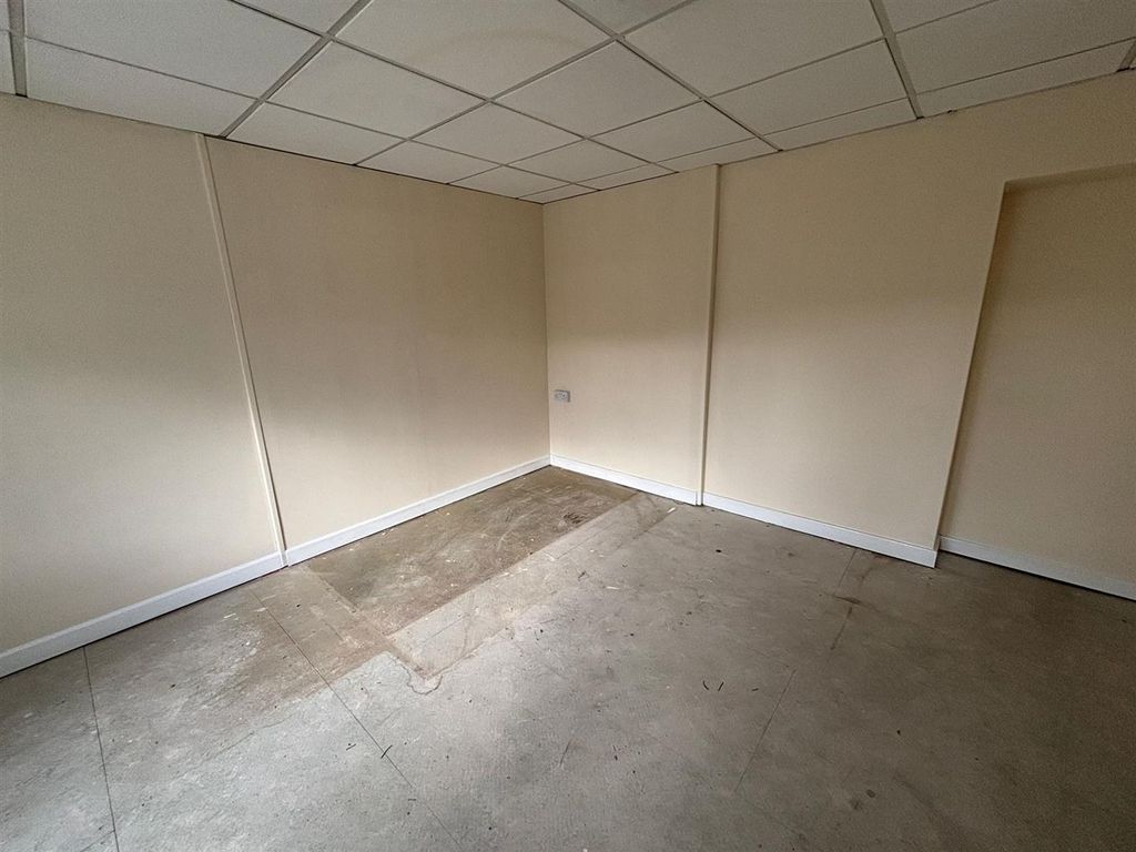 Additional image 25 of 3 bed property to rentHigh Street, Cefn Coed, Merthyr Tydfil CF48