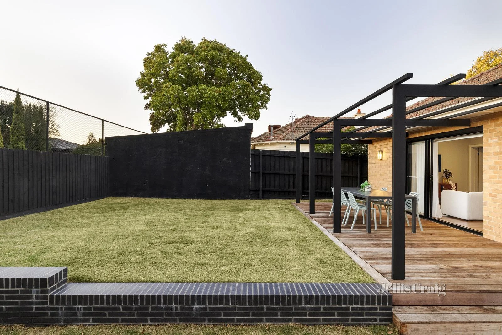 Additional image 16 of 7 Roberts Street, Essendon VIC 3040