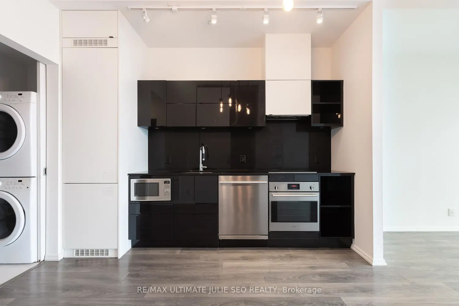 Additional image 3 of 125 Peter Street 3606