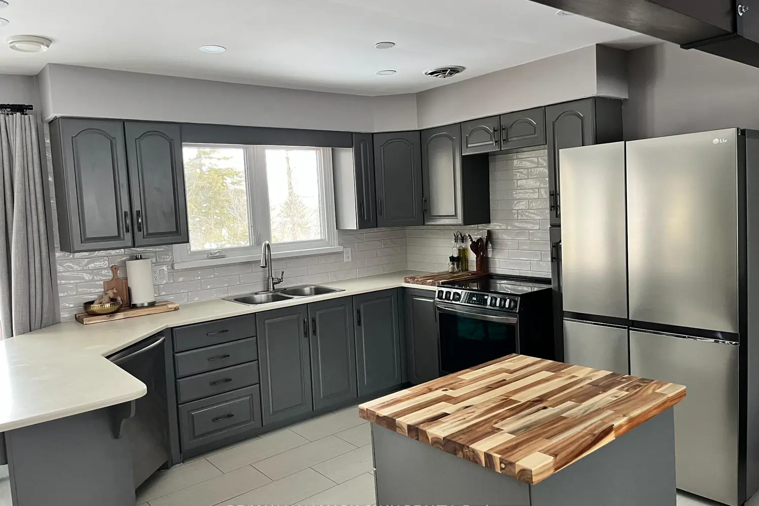 Additional image 2 of 595 Big Bay Point Road