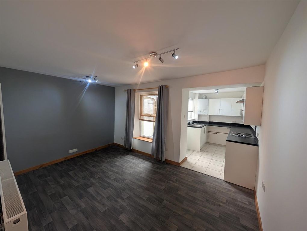 Additional image 3 of 2 bed terraced house to rentCambrian Road, Neyland, Milford Haven SA73