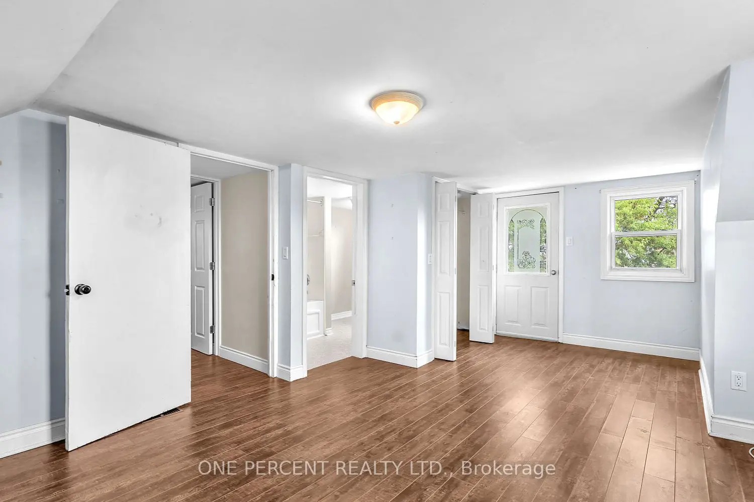 Additional image 16 of 1185 Albany Street