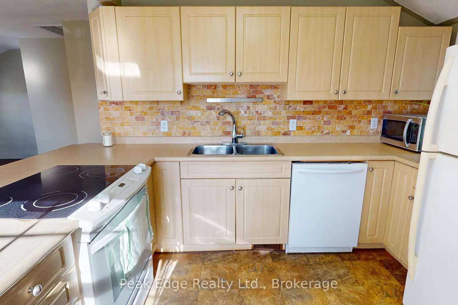 Additional image 10 of 477 12Th Avenue