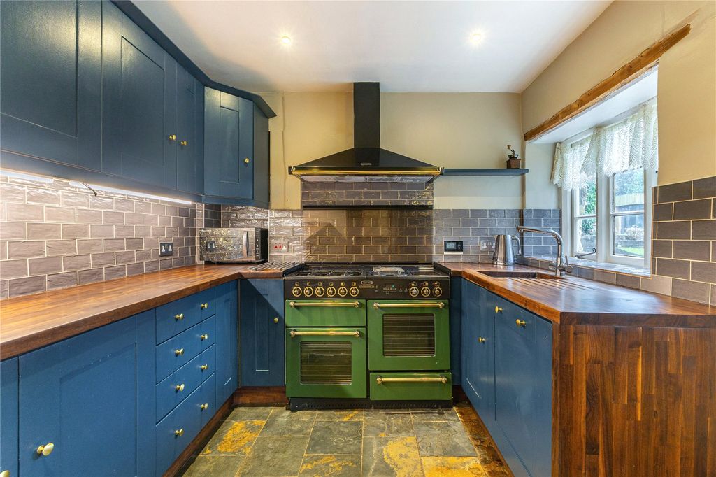Additional image 4 of 5 bed detached house to rentChurch Road, Horspath, Oxford OX33