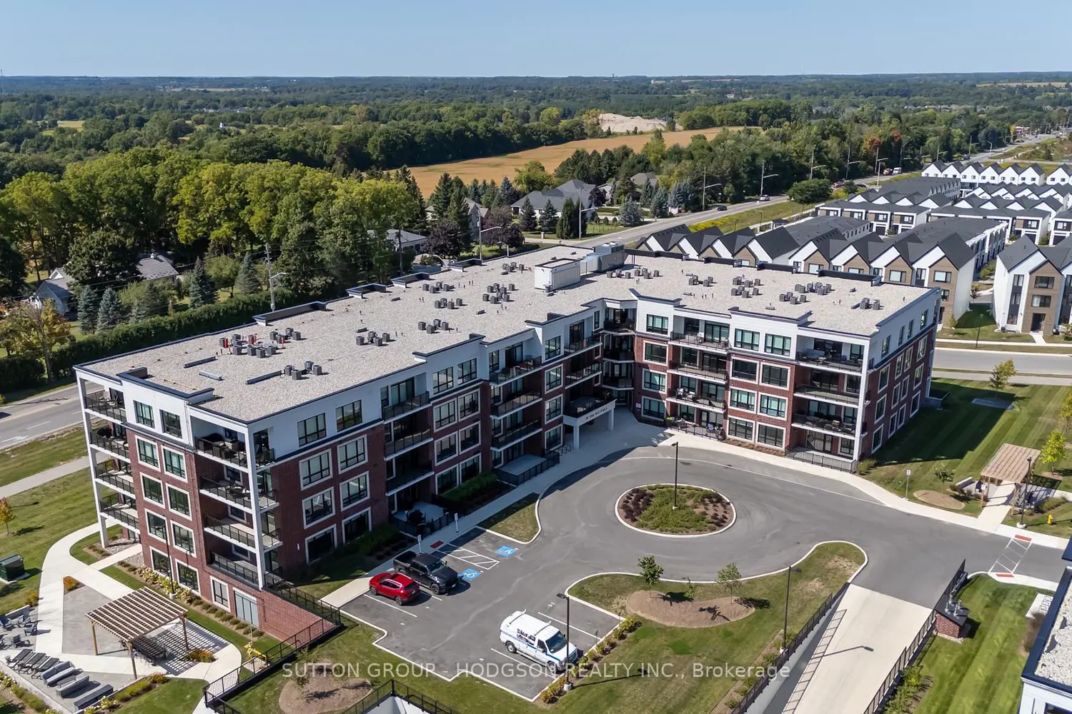 1975 Fountain Grass Drive 309