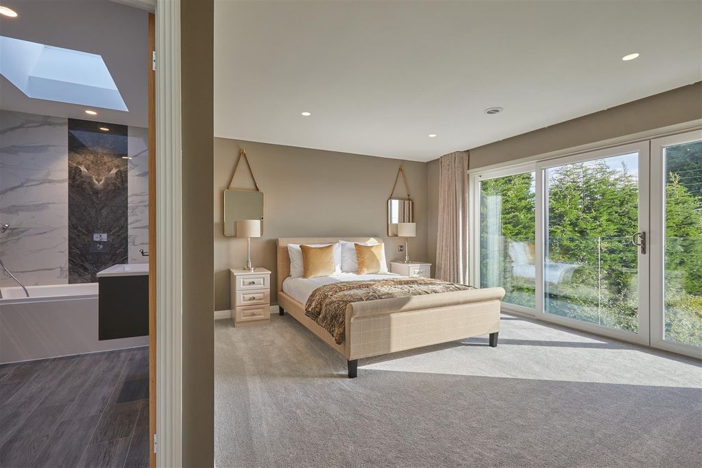 Additional image 12 of 5 bed detached house to rentWeeford Road, Sutton Coldfield B75