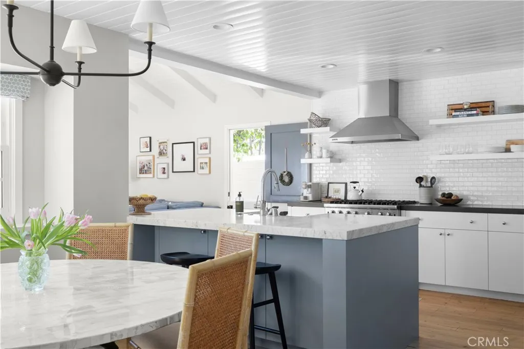 Additional image 39 of 213 Via Mentone, Newport Beach, CA 92663