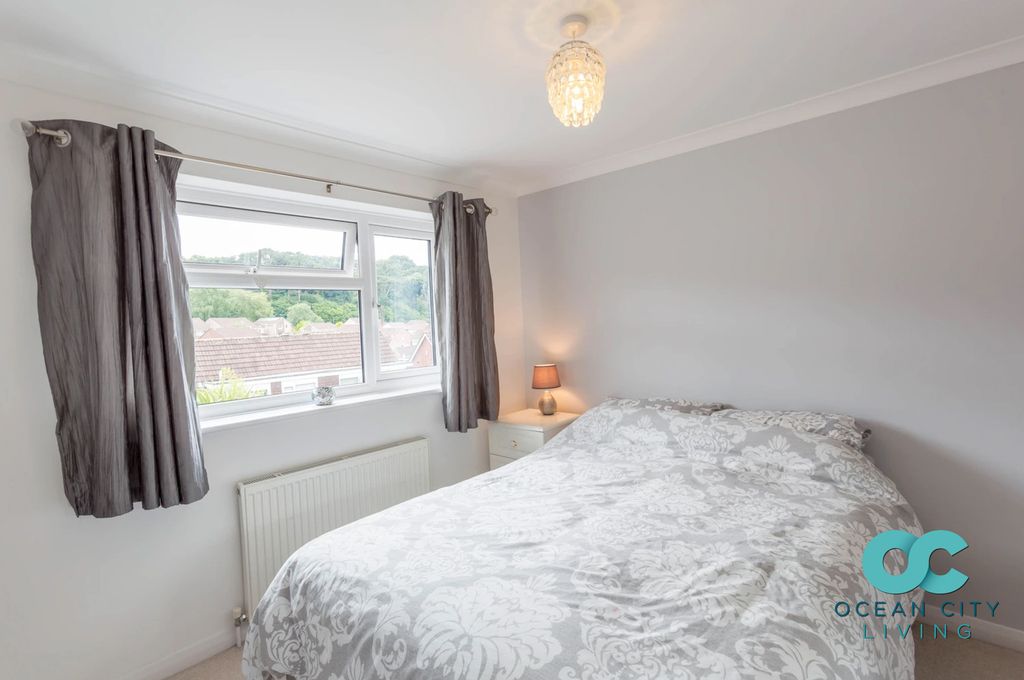 Additional image 19 of 3 bed semi-detached house to rentHigher Park Close, Plymouth PL7