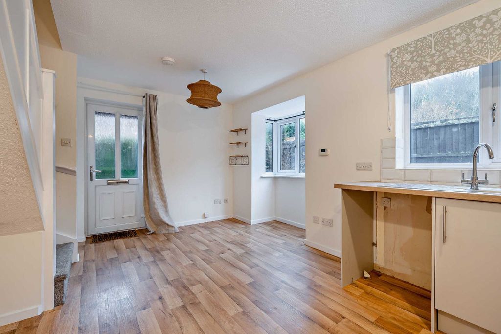 Additional image 4 of 1 bed detached house to rentWyefield Court, Monmouth NP25