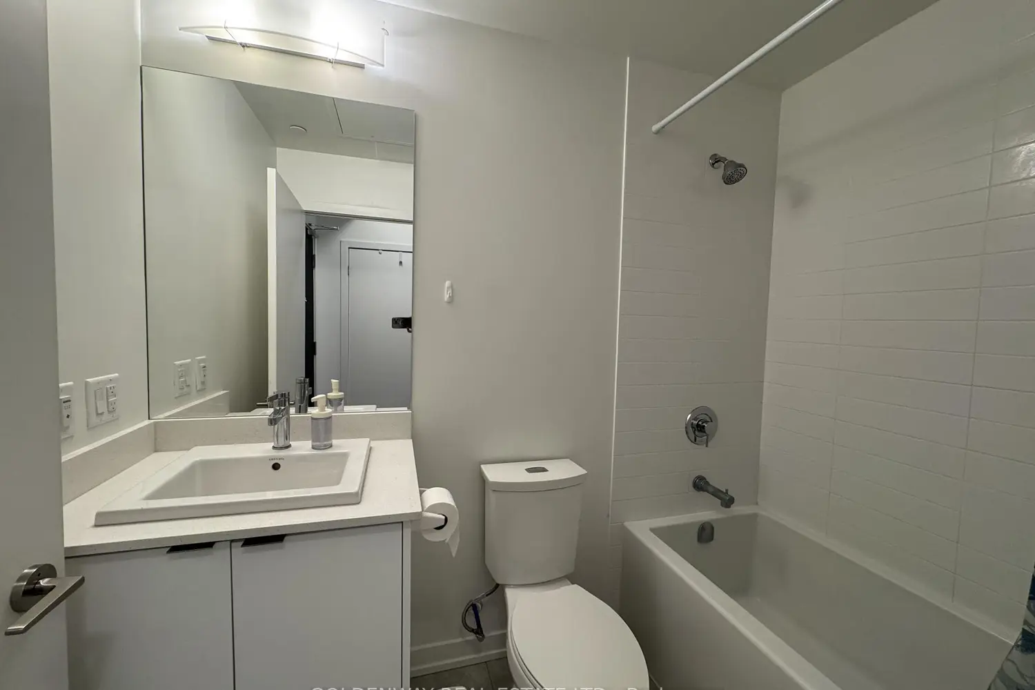 Additional image 7 of 55 Duke Street 405