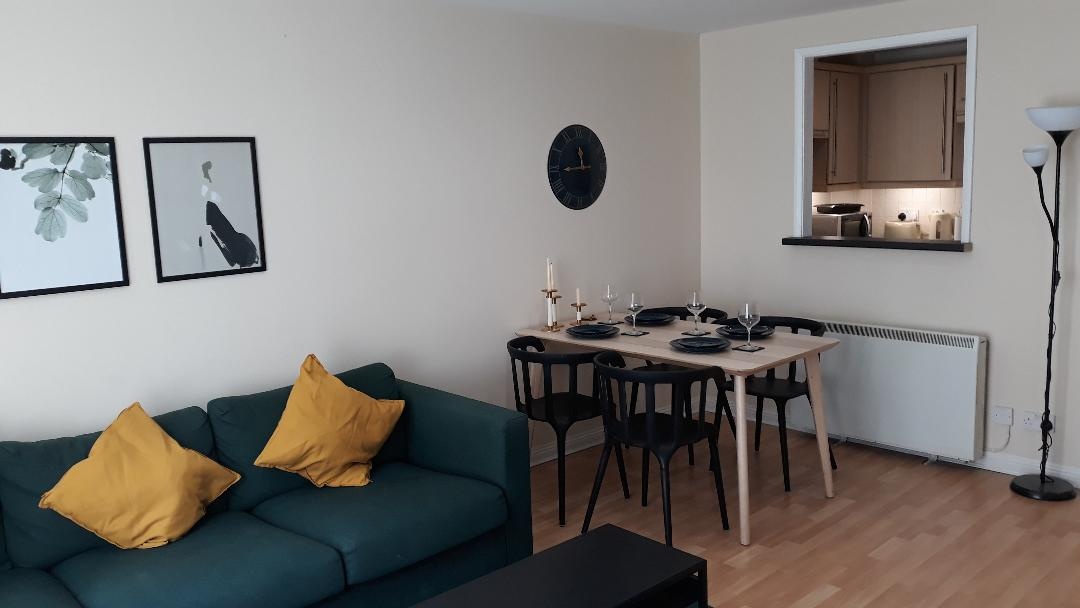 Additional image 2 of 2 Bed Flat, Wallace St, G5, N1 7GU