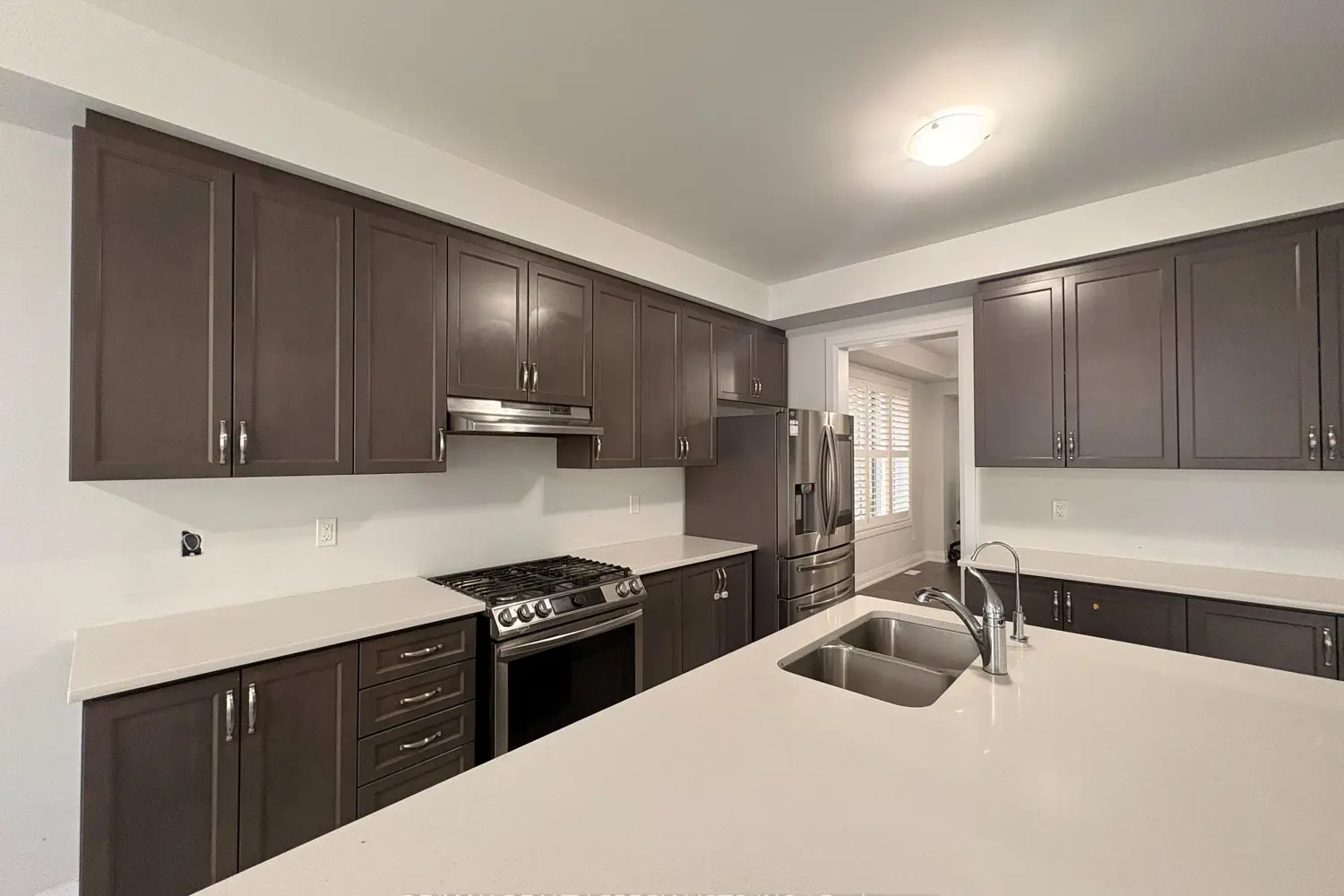 Additional image 14 of 995 Edinburgh Drive