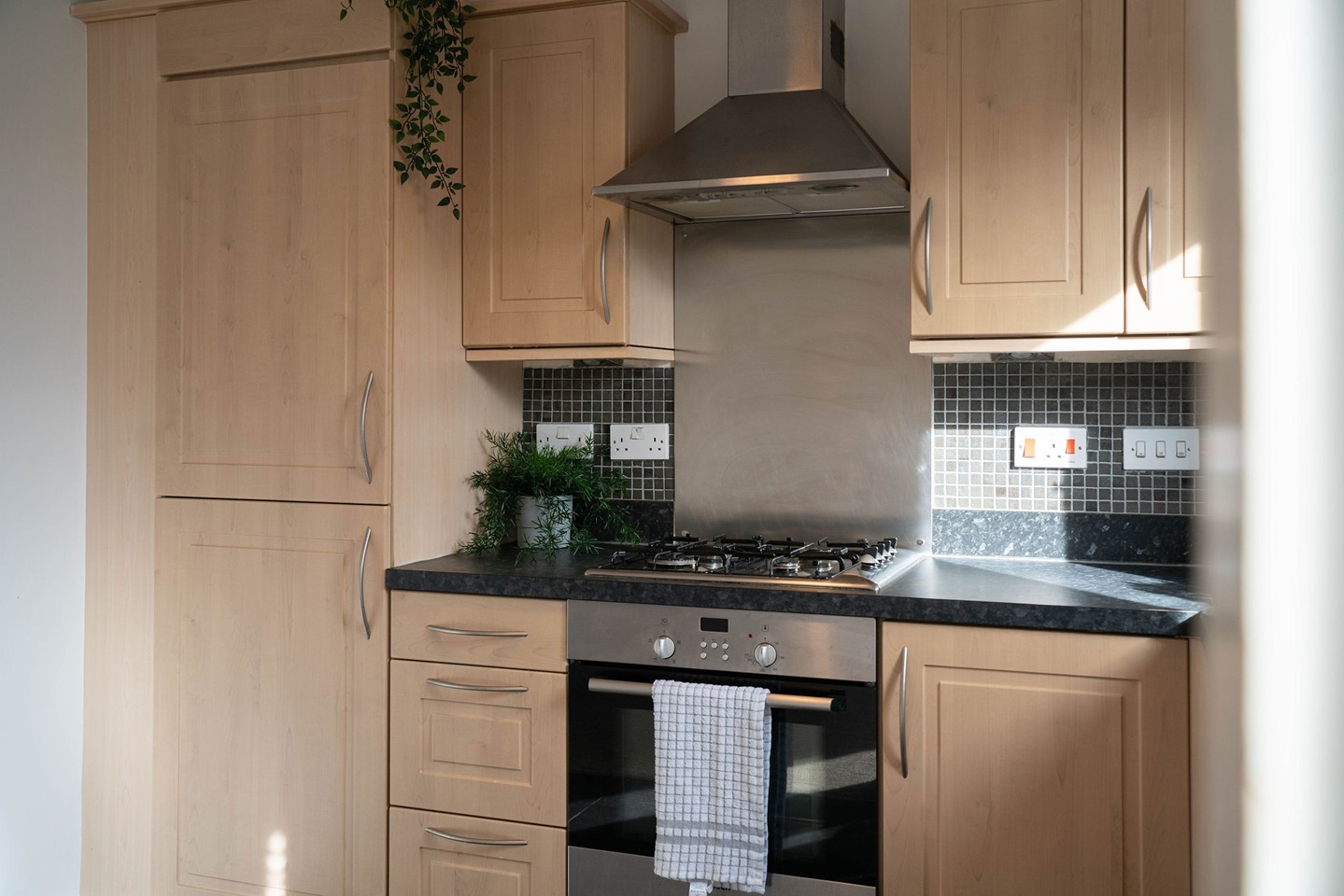 Additional image 8 of 2 Bed Flat, New Mart Square, EH14, N1 7GU