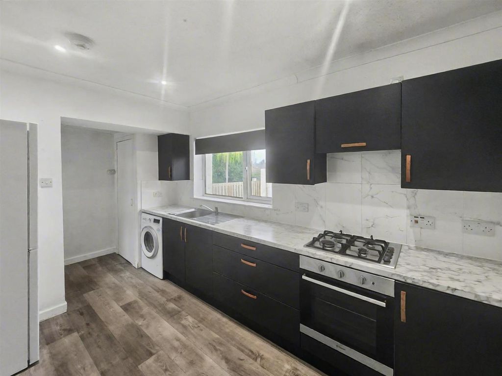 Additional image 12 of 2 bed property to rentStormont Road, Scone, Perth PH2