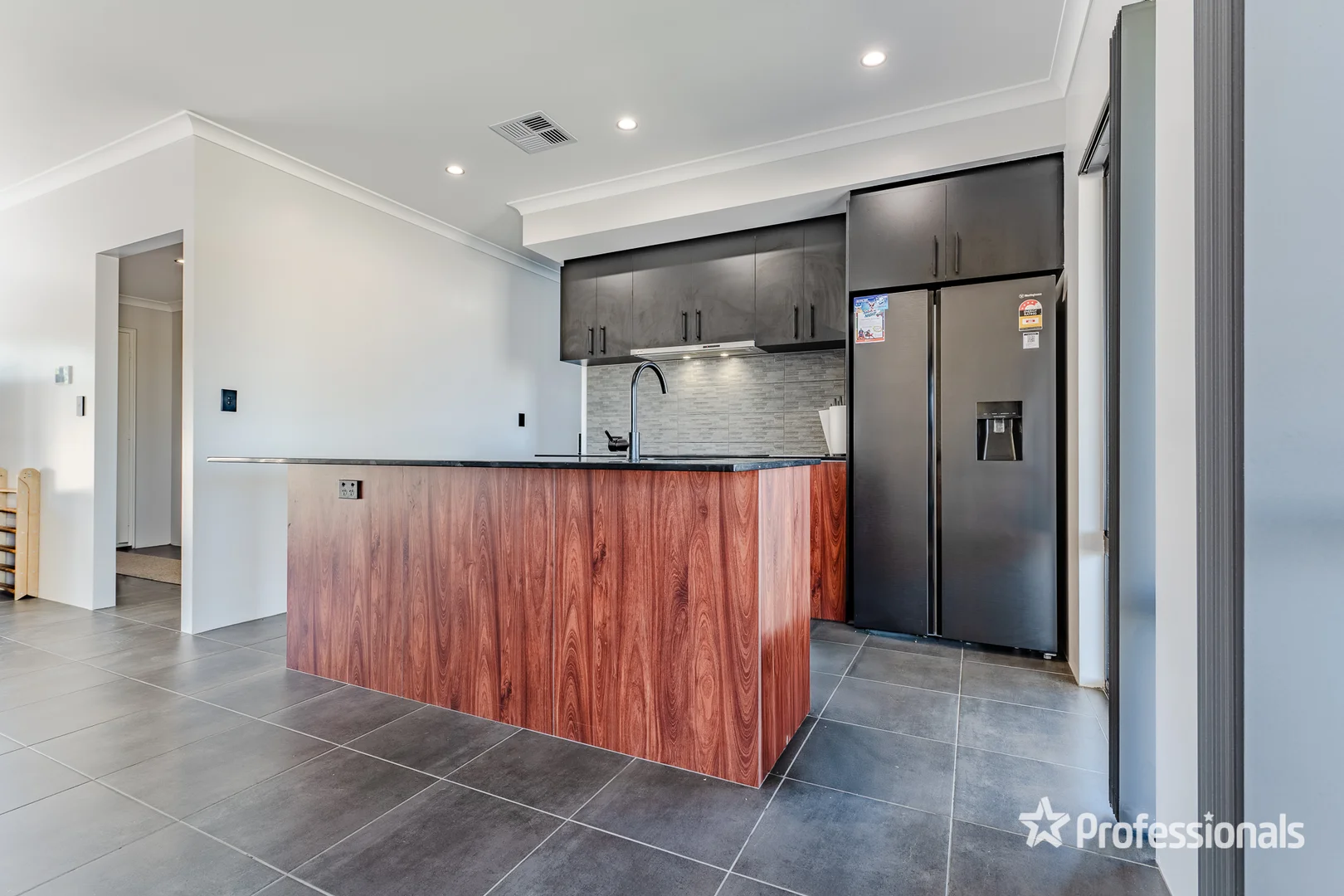 Additional image 8 of 235 Nicholson Road, Cookernup WA 6219