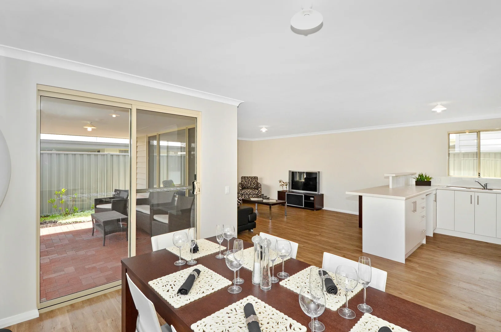 Additional image 2 of 21 Brooks Garden Boulevard, Lange WA 6330