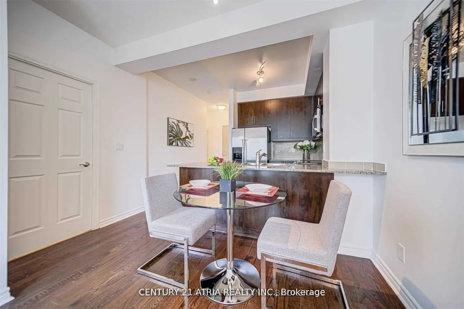 18 Holmes Avenue 1109