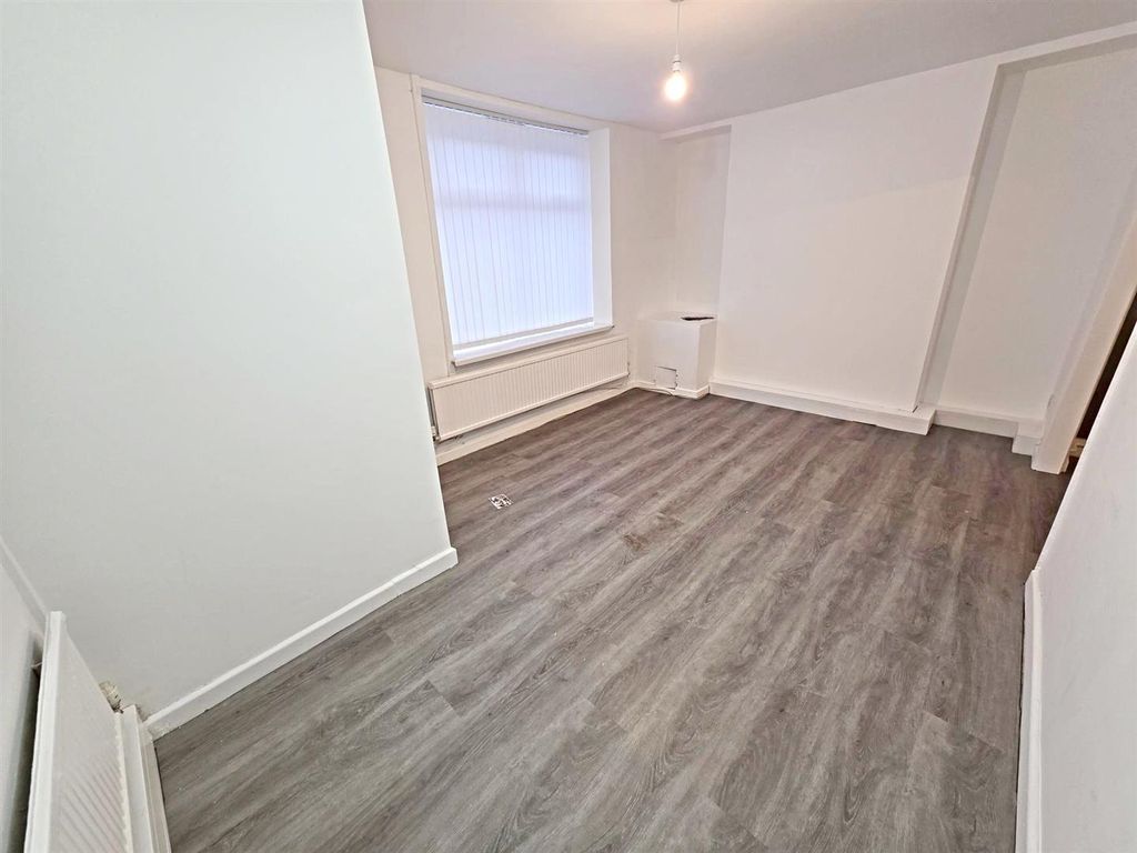 Additional image 5 of 3 bed terraced house to rentFox Street, Treharris CF46