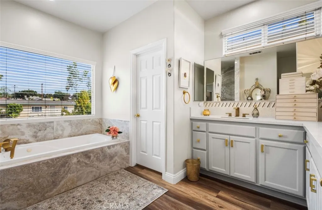 Additional image 17 of 106 E 36th St, Long Beach, CA 90807