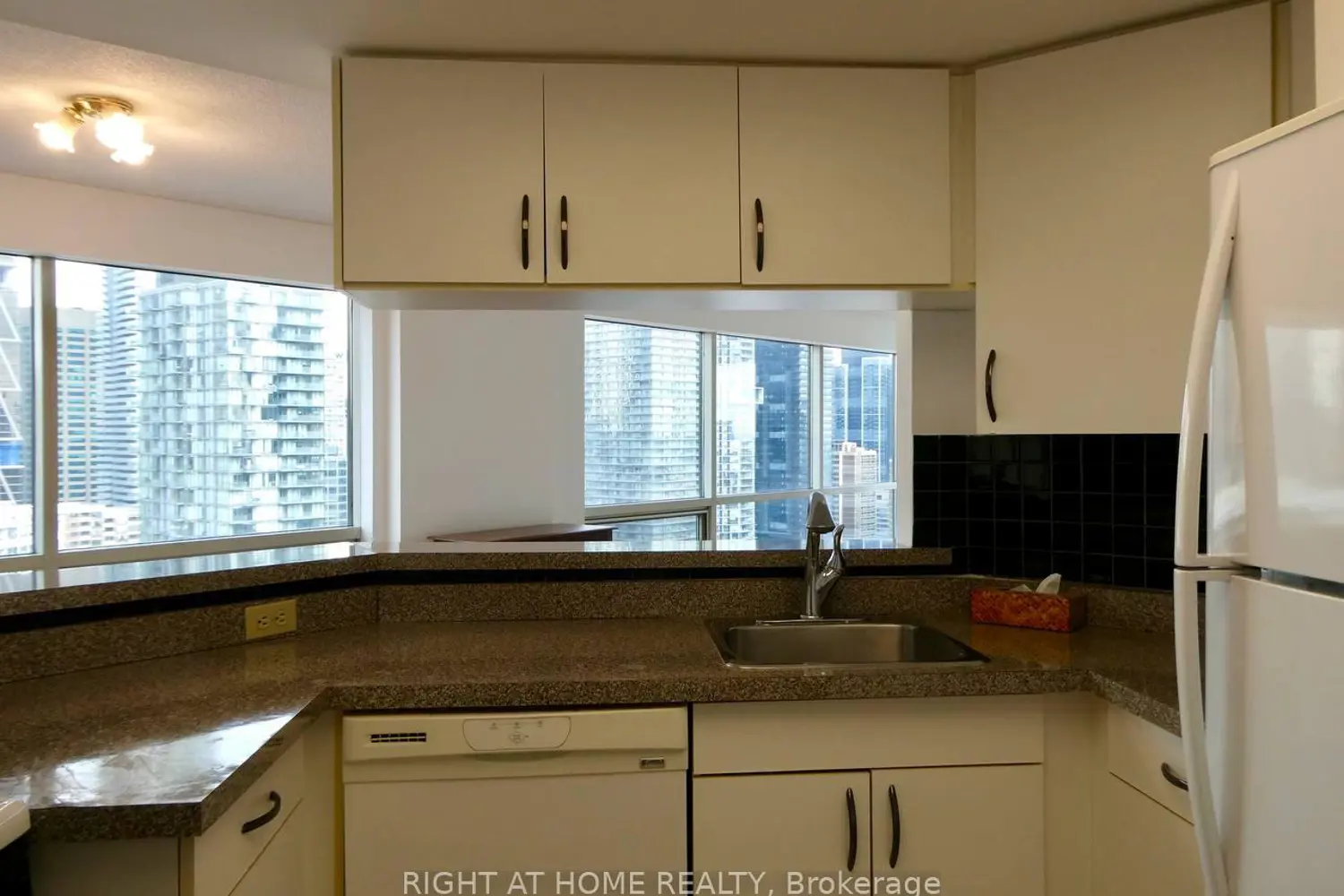 Additional image 13 of 1001 Bay Street 3104