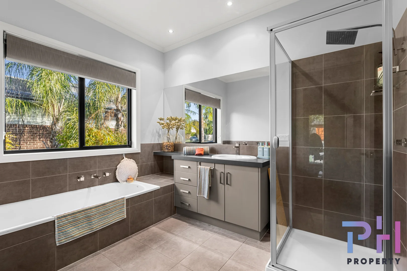 Additional image 16 of 4 Elwood Drive, Strathdale VIC 3550