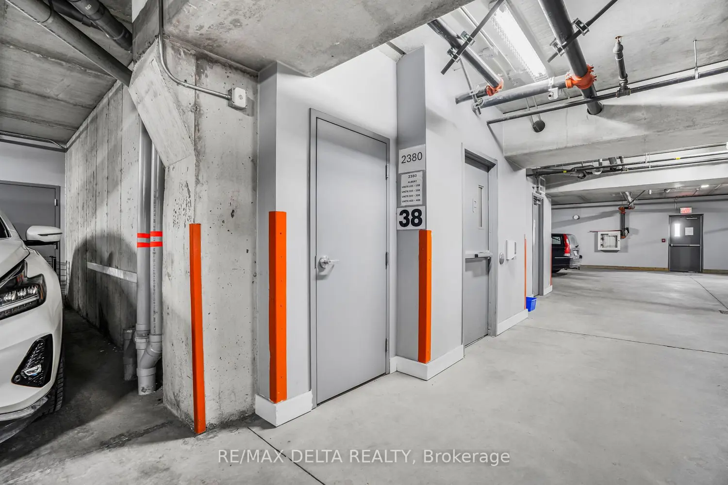 Additional image 19 of 2376 Albert Street 203