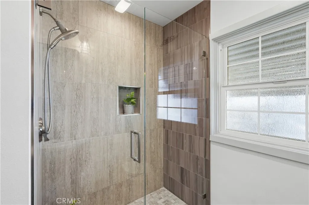 Additional image 81 of 5640 E Parkcrest St, Long Beach, CA 90808