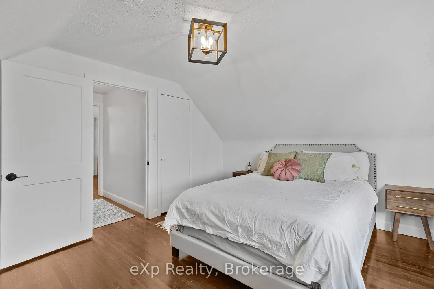 Additional image 14 of 191 East 11Th Street