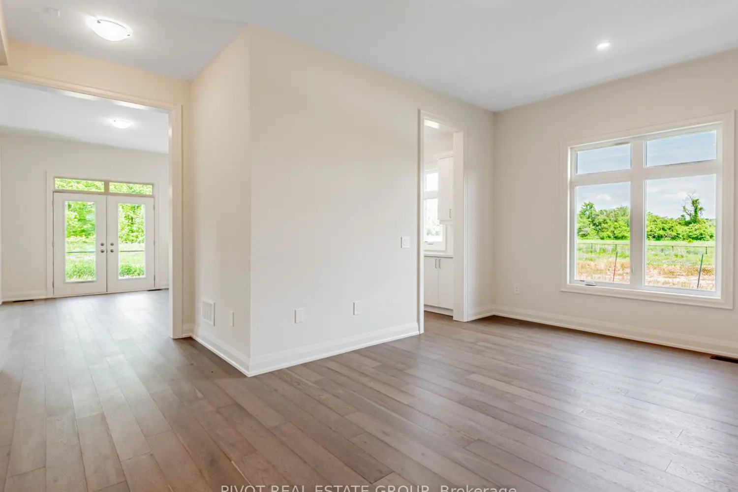34 Montorio Drive photo 3