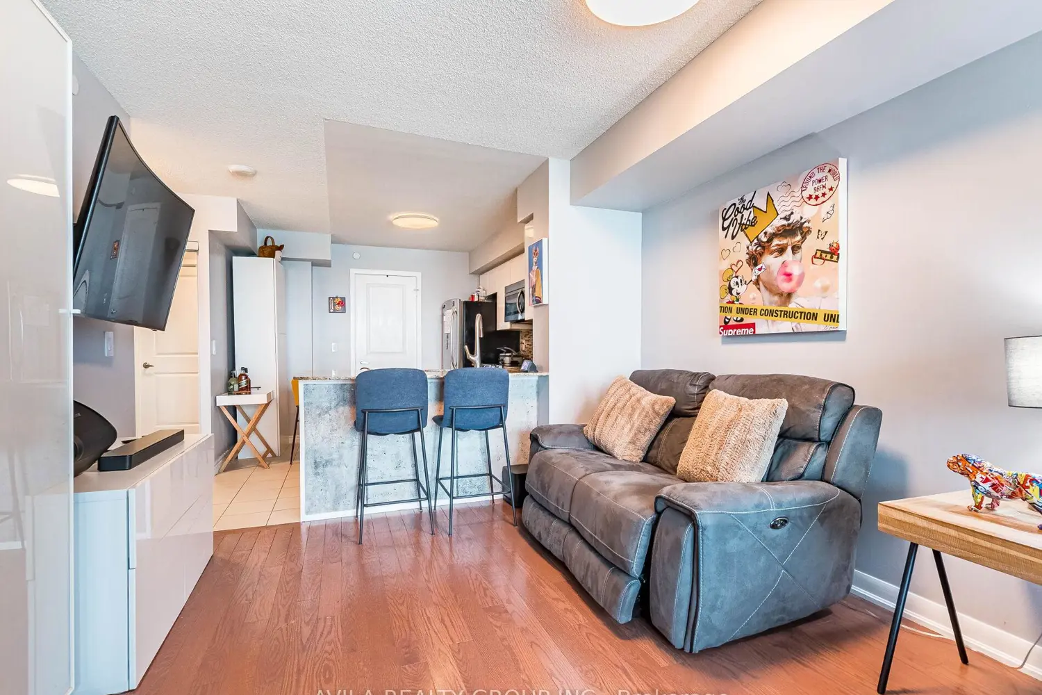 Additional image 8 of 215 Sherway Gardens Road 1001