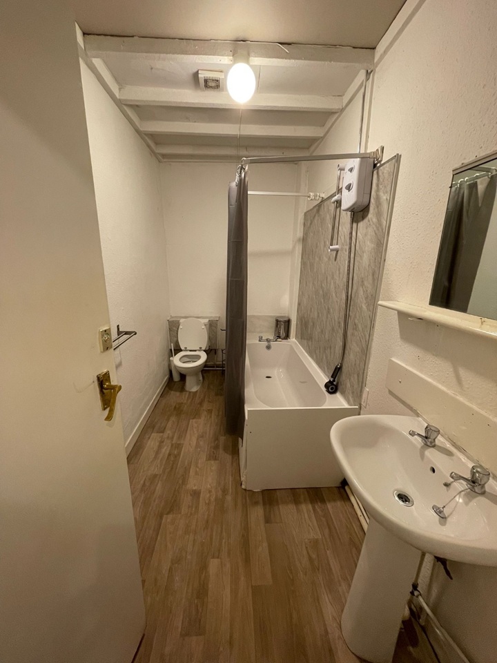 Additional image 7 of 2 Bed Flat, Cecil Street, G12, N1 7GU