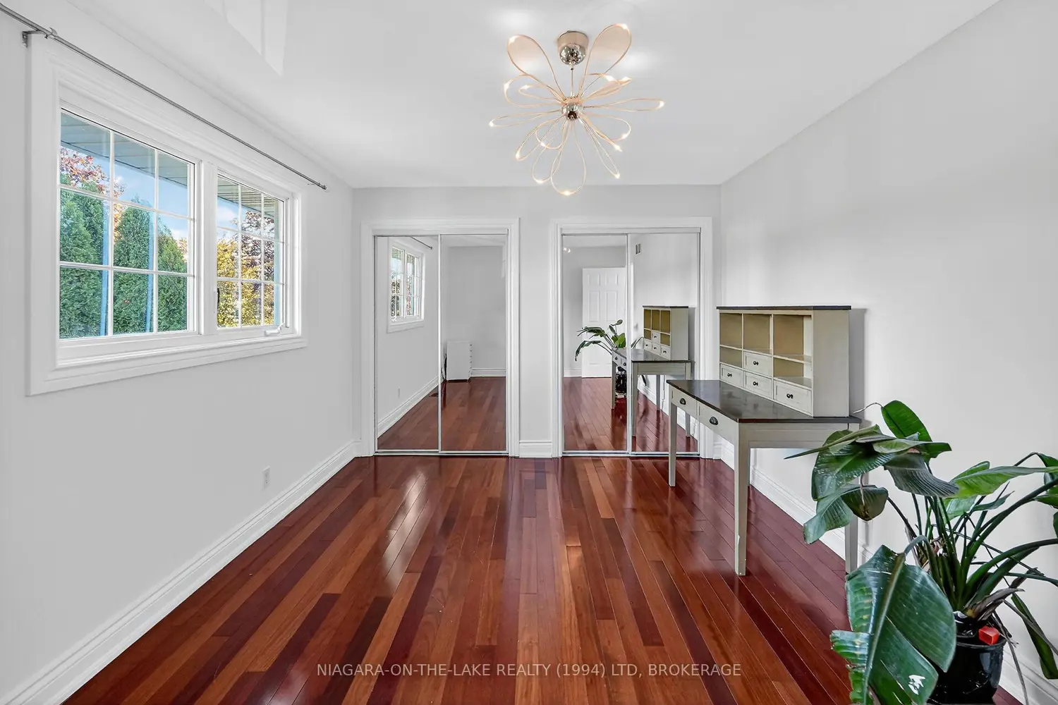 Additional image 10 of 21 Garrison Village Drive