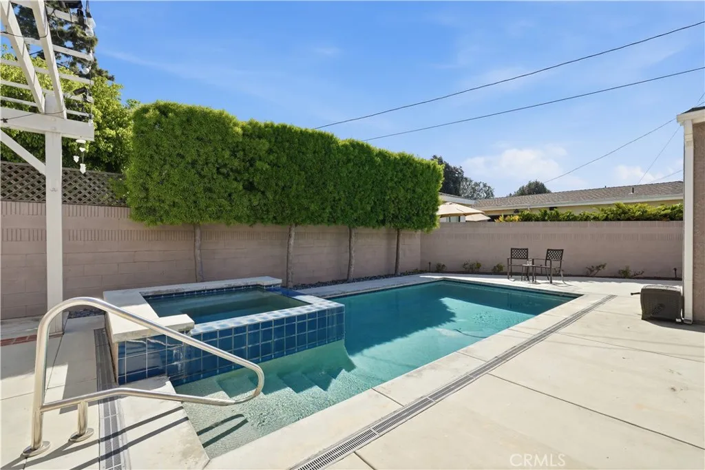 Additional image 47 of 5640 E Parkcrest St, Long Beach, CA 90808