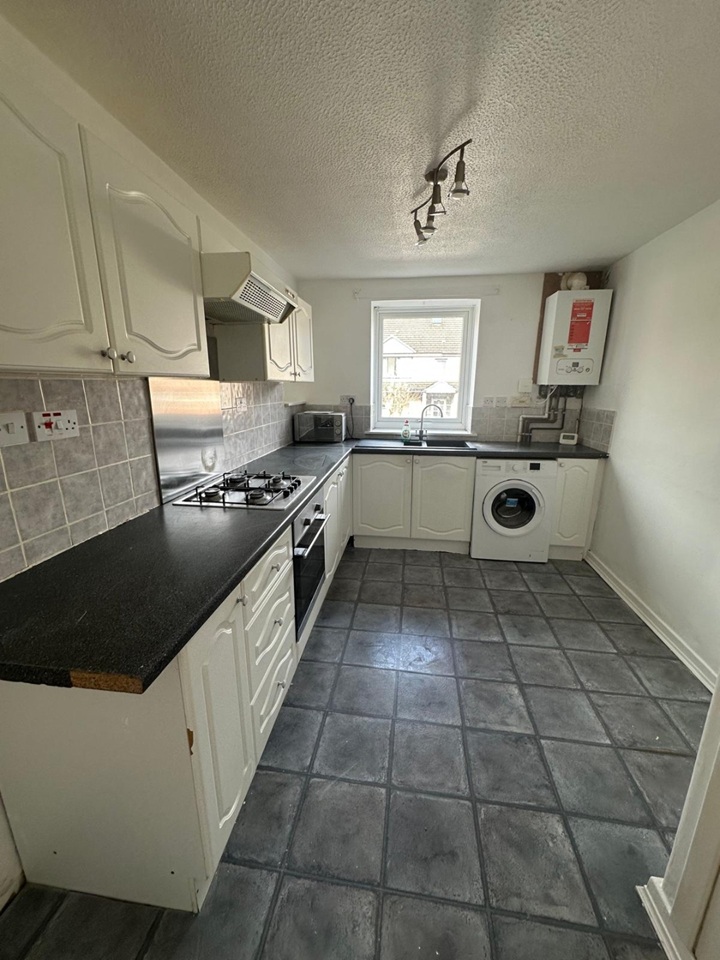 Additional image 3 of 3 Bed Flat, Sandaig Road, G33, N1 7GU