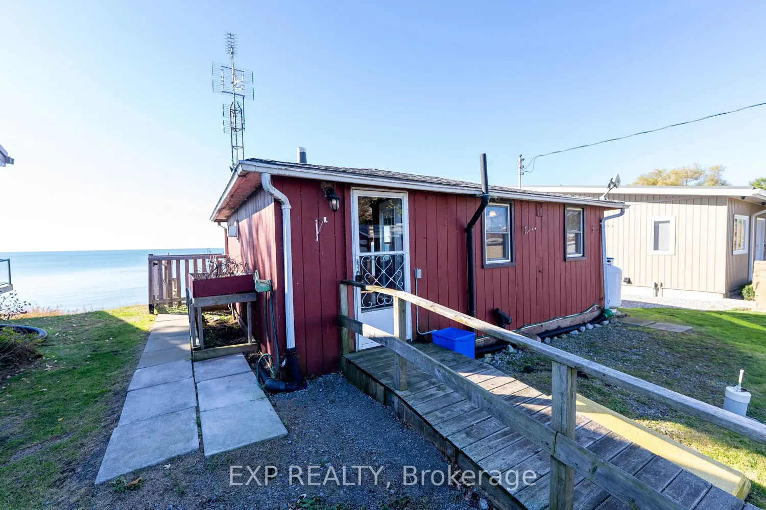 Additional image 19 of 370 South Coast Drive