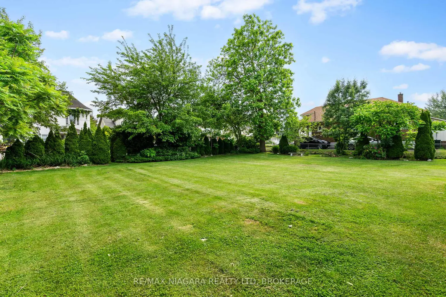 Additional image 15 of 5368 Menzie Street