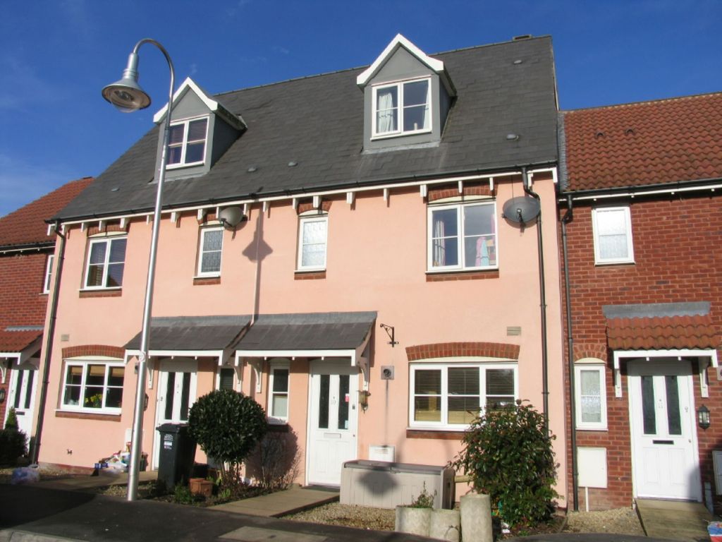 4 bed terraced house to rentMeadow Place, St. Georges, Weston-Super-Mare, North Somerset BS22