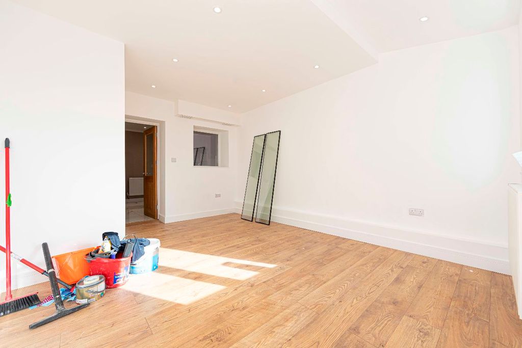 Additional image 9 of 2 bed terraced house to rentPritchard Street, Treharris CF46