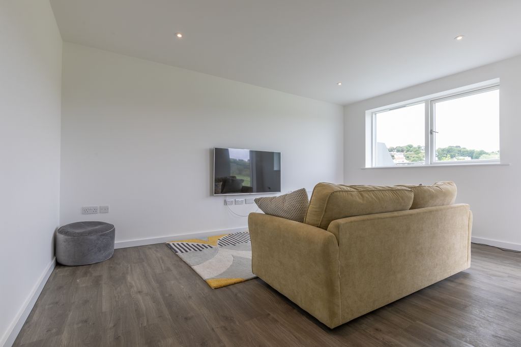 Additional image 14 of 2 bed flat to rentLa Rue De La Chesnaie, St. Peter, Jersey JE3