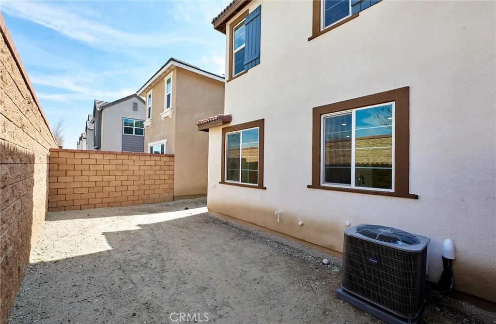 Additional image 94 of 16554 Stone Pine Lane, Fontana, CA 92336