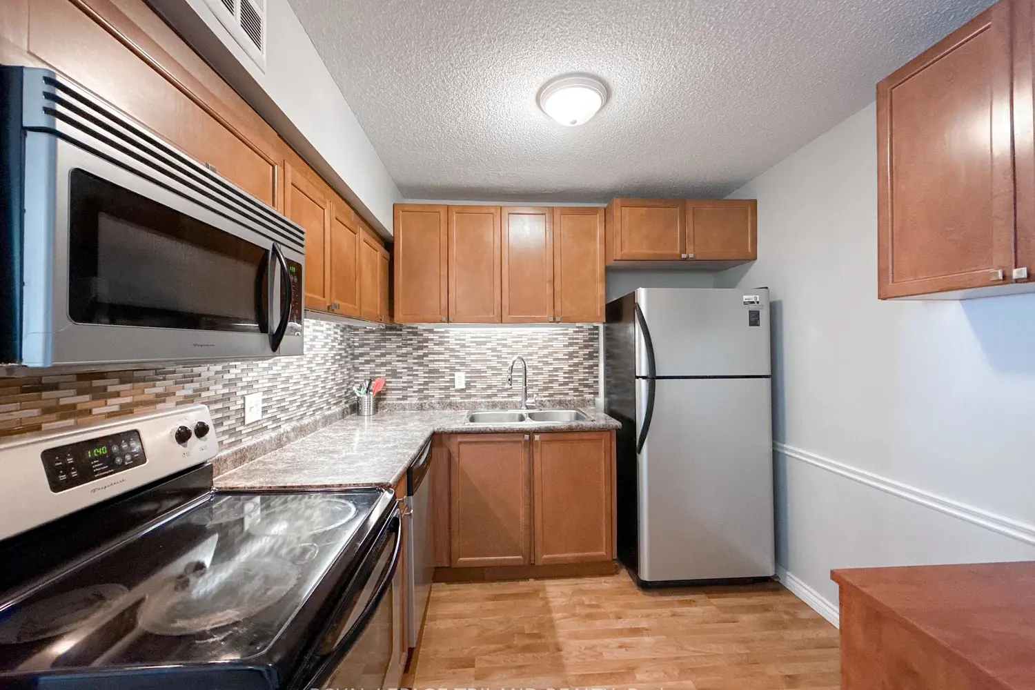 5 Jacksway Crescent 110 photo 2