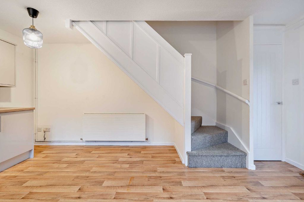 Additional image 6 of 1 bed detached house to rentWyefield Court, Monmouth NP25