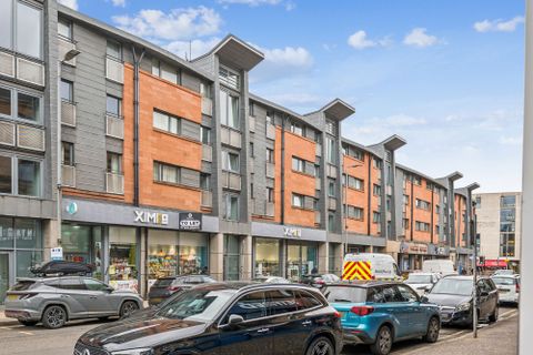Dumbarton Road, Flat 1/2, Partick, Glasgow G11