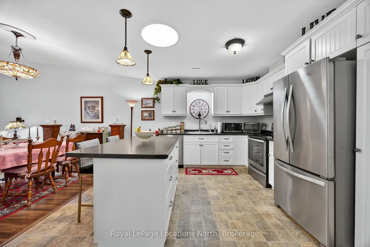 19 Chestnut Lane photo 5