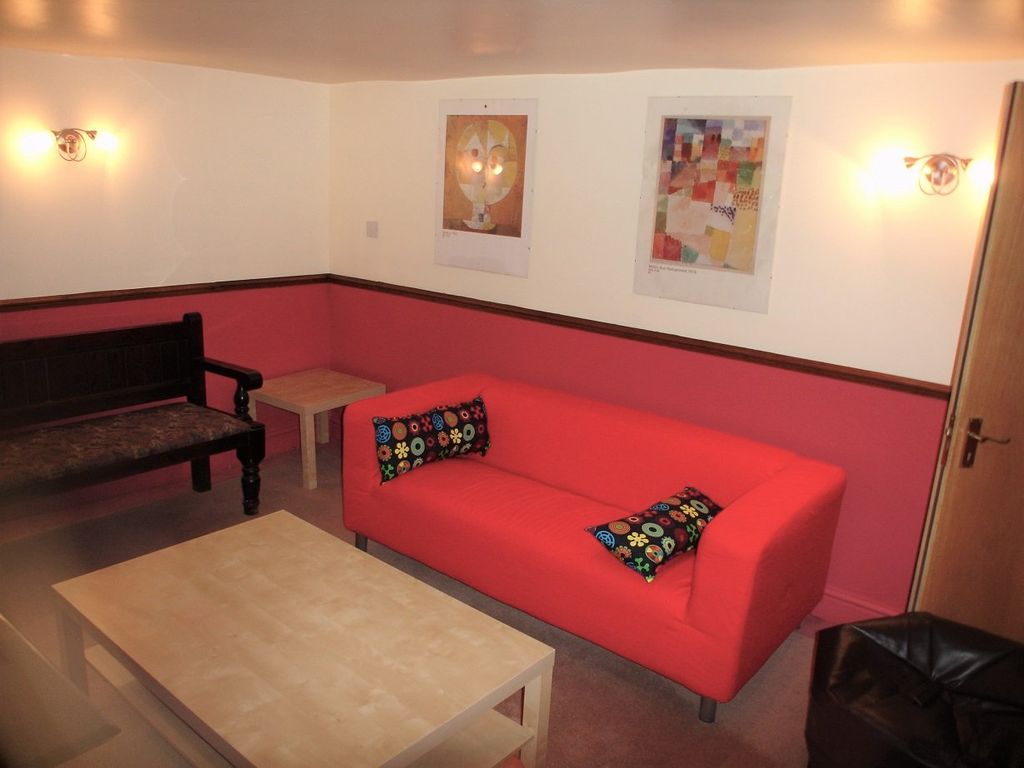 Additional image 8 of 5 bed shared accommodation to rentRoyal Terrace, Barrack Road, Northampton NN1